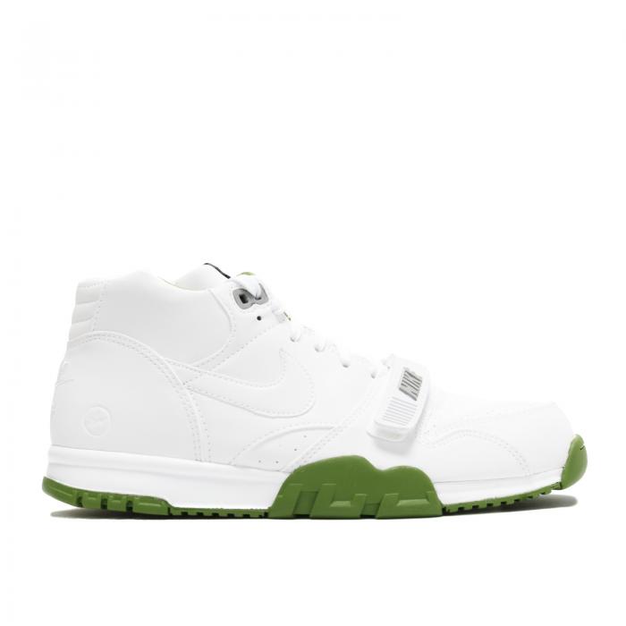 【 NIKE FRAGMENT DESIGN X AIR TRAINER 1 MID SP 'WHITE CHLOROPHYLL' / WHITE WHITE CHLOROPHYLL 】 トレーナー ミッド 白色 ホワイト エアトレーナー スニーカー メンズ ナイキ｜スニケス 70,345円