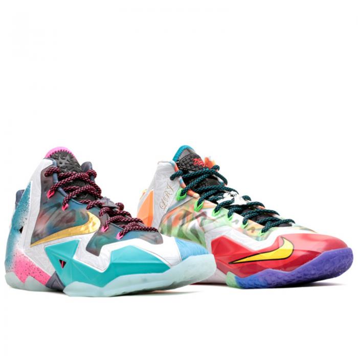 【 NIKE LEBRON 11 PREMIUM \u0027WHAT THE LEBRON\u0027 / BLACK LAVA SILVER ICE GLXY BL 】 レブロン 割り増し金 黒いこと 黒いこと しろがね色 しろがね色 スニーカー メンズ ナイキ