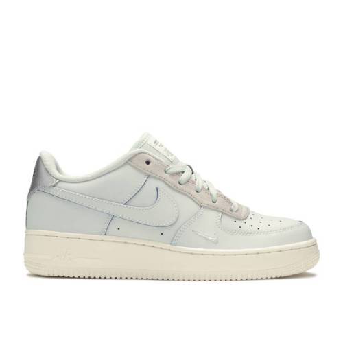 【 NIKE DEVIN BOOKER X AIR FORCE 1 LOW GS 'MOSS POINT' / BARELY GREY MOON PARTICLE PALE 】 灰色 グレー エアフォース ジュニア キッズ ベビー マタニティ スニーカー ナイキ|スニケス