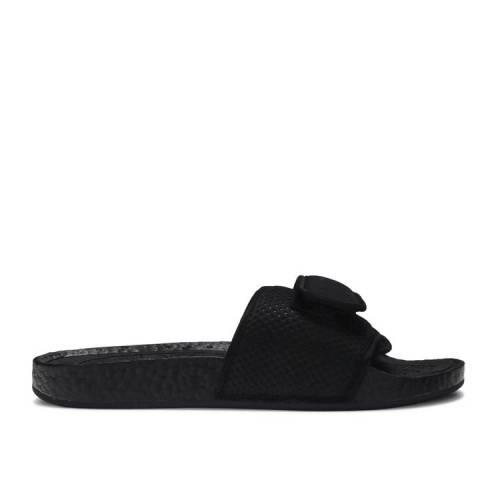 【 ADIDAS PHARRELL X BOOST SLIDES 'TRIPLE BLACK' / CORE BLACK CORE BLACK CORE BLACK 】 アディダス ブースト コア 黒色 ブラック スニーカー メンズ｜スニケス