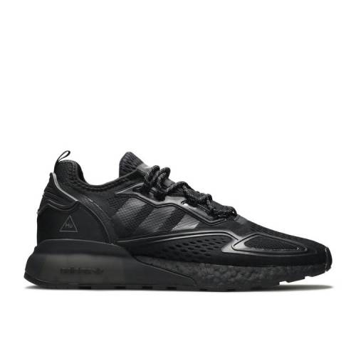 【 ADIDAS PHARRELL X ZX 2K BOOST BLACK FUTURE / CORE BLACK CORE BLACK CORE BLACK 】 アディダス ブースト コア 黒色 ブラック スニーカー メンズ