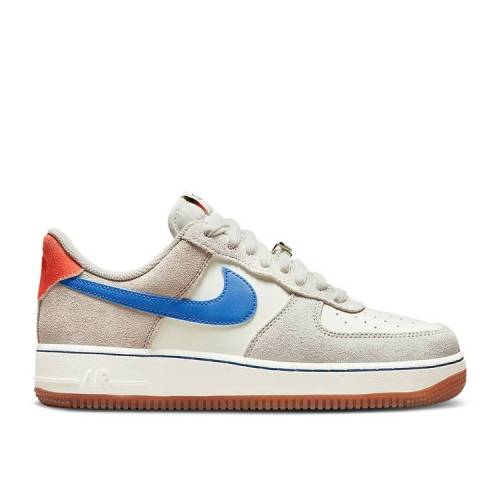 【 NIKE WMNS AIR FORCE 1 \u002707 SE \u0027FIRST USE \u0027SAIL ROYAL\u0027 / SAIL GAME ROYAL TEAM ORANGE 】 力くらべ 野球クラブ 橙 オレンジ色 空軍 力くらべロイヤル 青 青碧 スニーカー レディース ナイキ