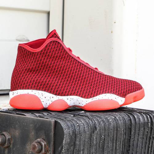【★百貨店SALE★6/11十二時2時迄】ナイキ ジョーダン 赤 赤いこと 野球クラブ スニーカー メンズ 【 JORDAN MEN HORIZON (GYM RED / TEAM INFRARED 23 WHITE) 】
