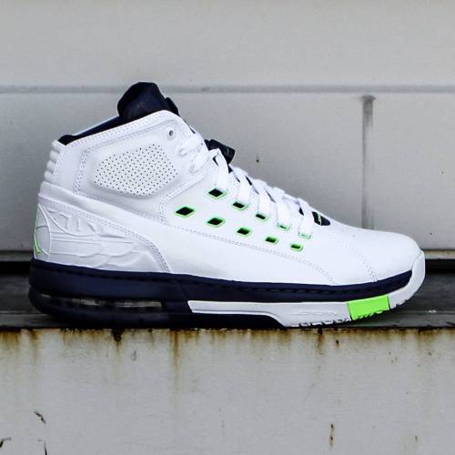 ナイキ コート 緑 グリーン エアジョーダン OL' スニーカー メンズ 【 AIR JORDAN AIR JORDAN SCHOOL OFF COURT MEN (WHITE / GHOST GREEN INSIGNIA BLUE) 】
