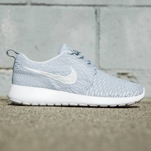 ナイキ ローシラン フライニット 青色 ブルー ピュア プラチナム スニーカー レディース 【 NIKE WOMEN ROSHERUN FLYKNIT (BLUE / LIGHT ARMORY BLUE PURE PLATINUM WHITE) 】