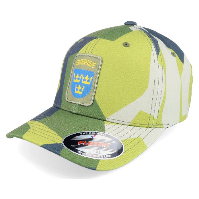 Army Head 【 Sverige Sweden Army Badge M90 Camo Flexfit Men 】 アーミー カモ柄 メンズ｜スニケス