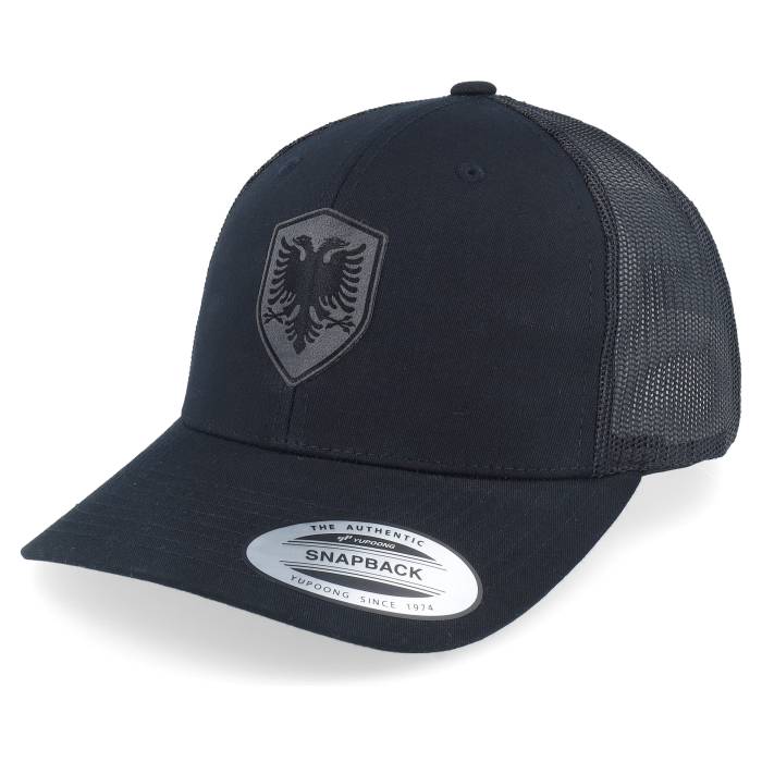 アイコニック Iconic 【 Albanian Eagle Shield Patch Black Trucker Men Black 】 黒色 ブラック トラッカー メンズ 黒色 ブラック｜スニケス