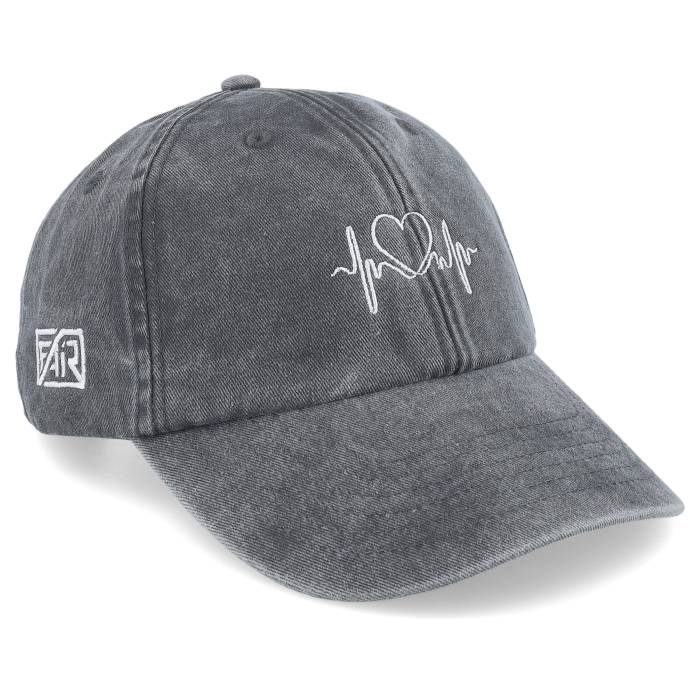 Fair 【 Heart & Heartbeat Washed Black Dad Cap Men Black 】 黒色 ブラック キャップ 帽子 メンズ 黒色 ブラック|スニケス
