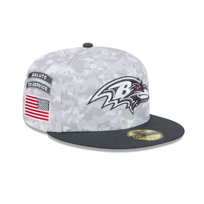 ニュー内鰓 New Era 【 Baltimore Ravens  2024 Salute To Service 59Fifty Fitted Hat Mens Chrome/Graphite 】 ボルティモア レイブンズ メンズ