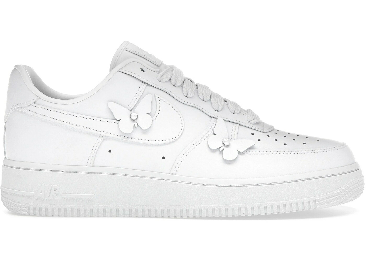 ナイキ 白色 ホワイト 黒色 ブラック エアフォース WOMEN スニーカー レディース NIKE AIR FORCE 1 LOW BUTTERFLY WHITE (WOMEN) / WHITE WHITE BLACK