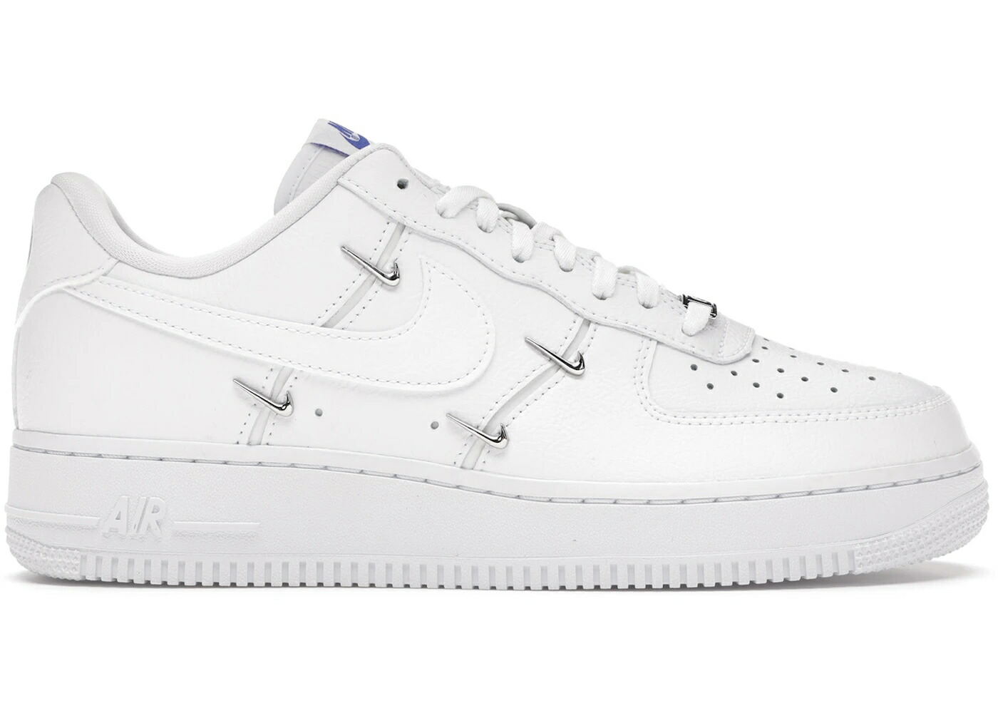 ナイキ 白いこと 白いこと 黒いこと 黒いこと 空軍 WOMEN\u0027S スニーカー レディース NIKE AIR FORCE 1 LX WHITE (WOMEN\u0027S) / WHITE HYPER ROYAL BLACK WHITE