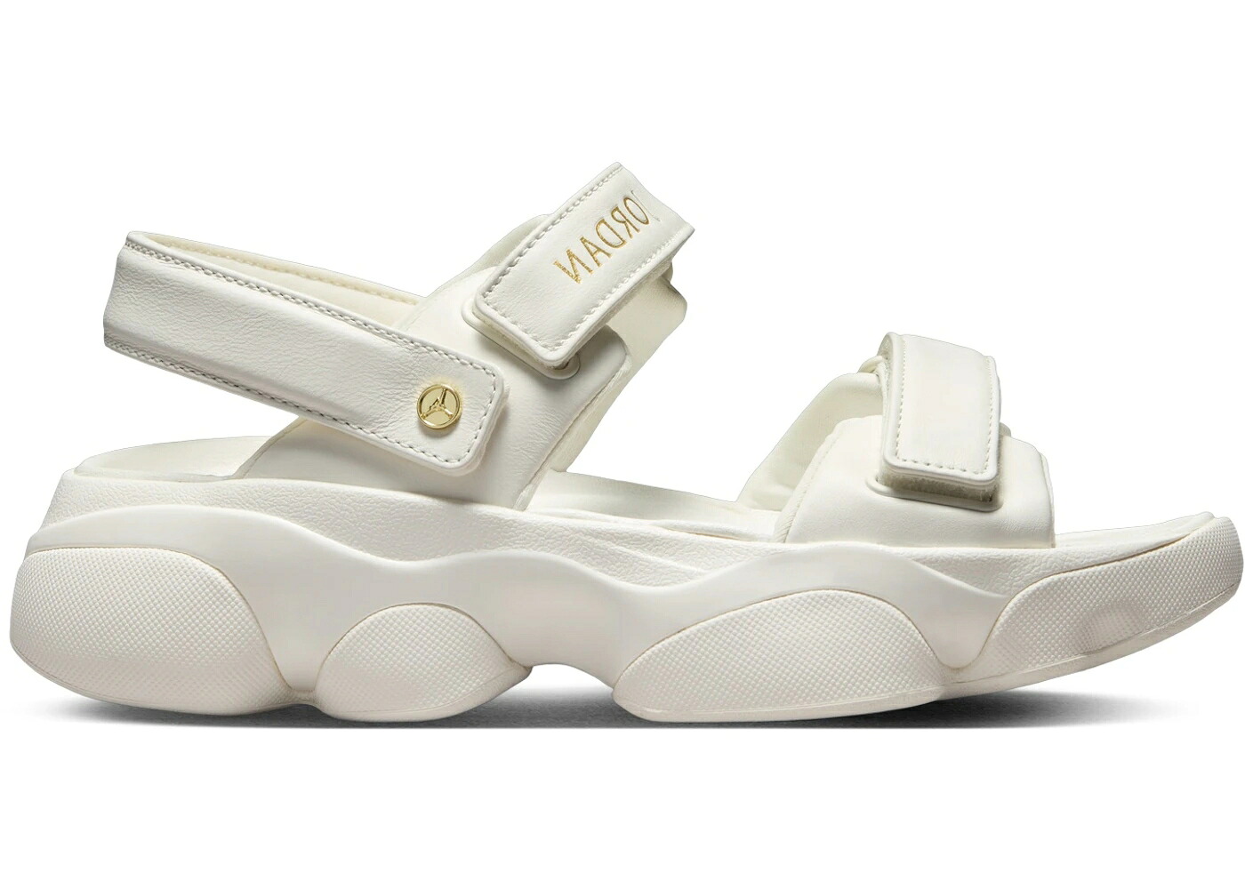 ナイキ ジョーダン ゴールド WOMEN\u0027S スニーカー レディース JORDAN DEJA SAIL METALLIC GOLD (WOMEN\u0027S) / SAIL METALLIC GOLD