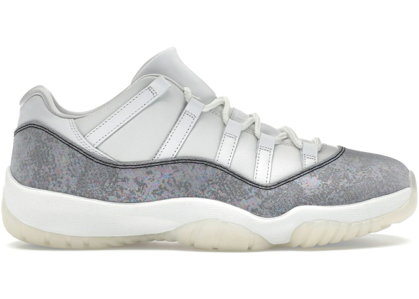 ナイキ ジョーダン 黒いこと 黒いこと 白いこと 白いこと 薄墨色 薄墨色 スニーカー メンズ JORDAN 11 RETRO LOW YEAR OF THE SNAKE / BLACK SUMMIT WHITE FOOTBALL GREY