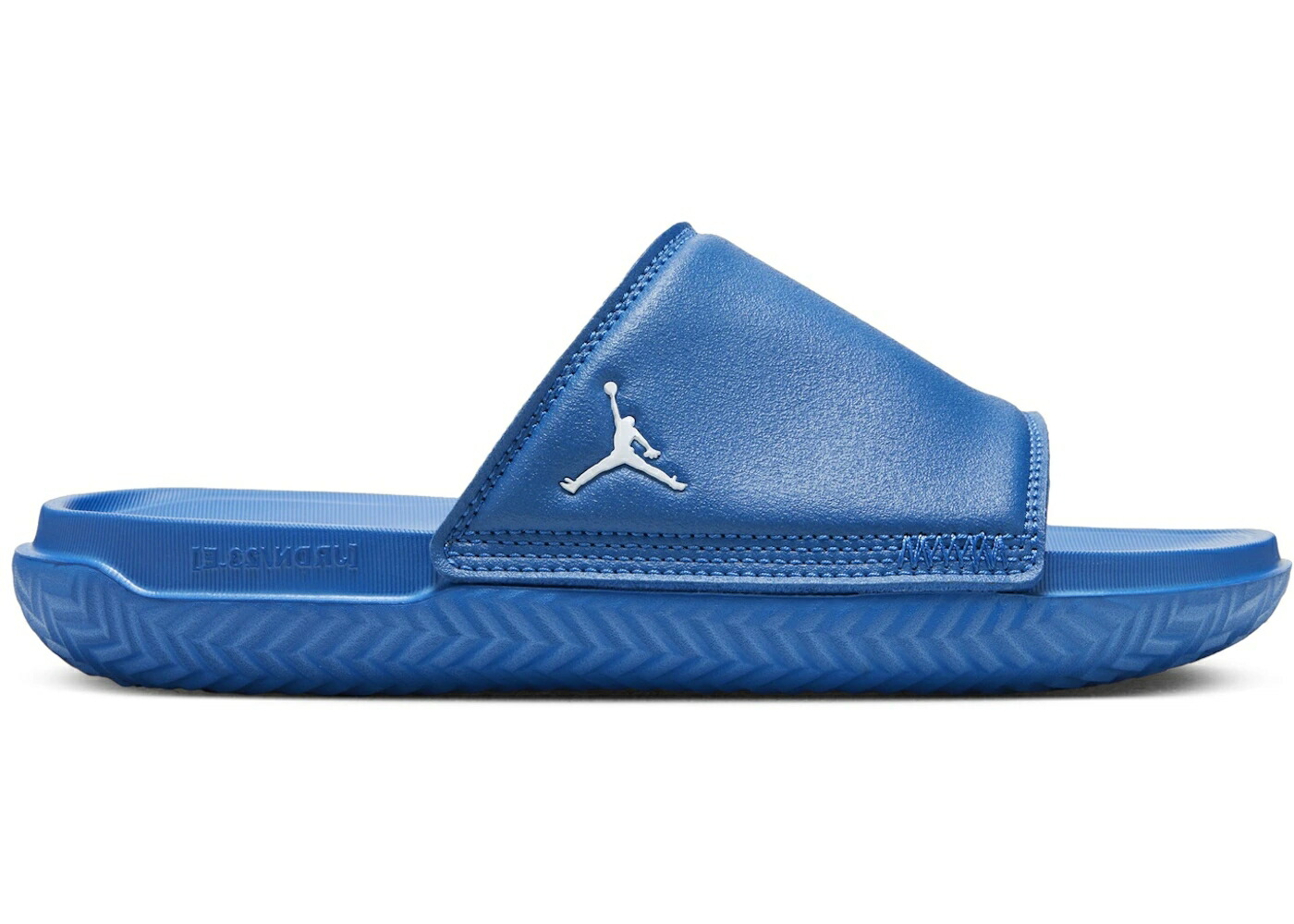 ナイキ ジョーダン サンダル 青色 ブルー 白色 ホワイト ジュニア キッズ JORDAN PLAY SLIDE TRUE BLUE WHITE (GS) / TRUE BLUE WHITE ベビー マタニティ スニーカー
