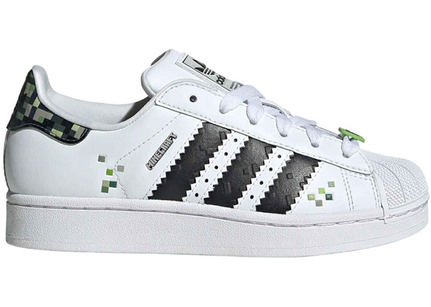 アディダス スーパースター 白色 ホワイト コア 黒色 ブラック ジュニア キッズ ADIDAS SUPERSTAR MINECRAFT CREEPER (PS) / FOOTWEAR WHITE CORE BLACK ベビー マタニティ スニーカー｜スニケス