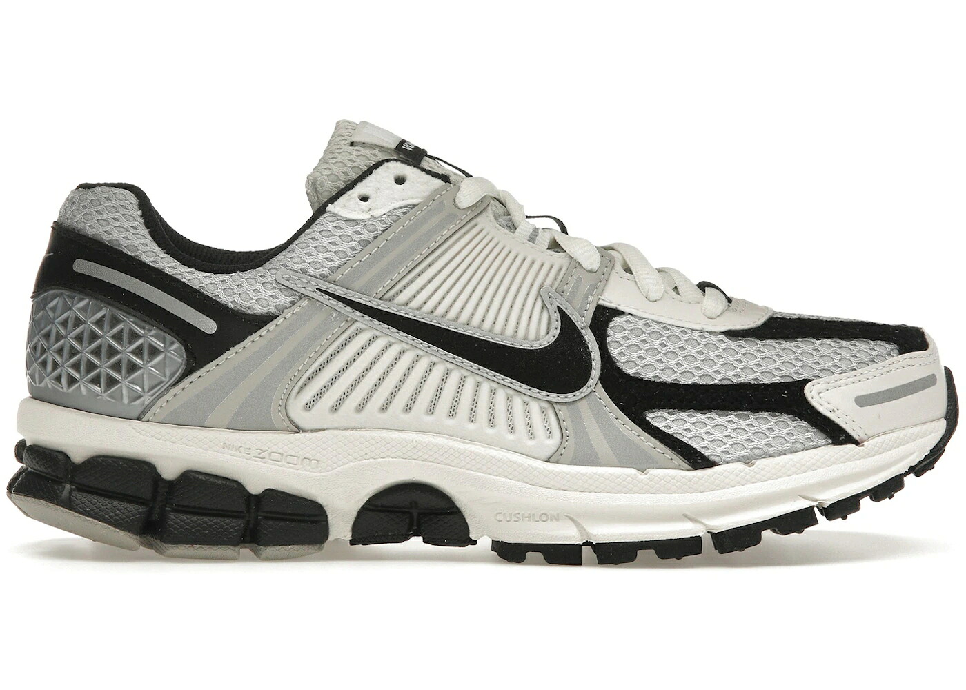 ナイキ 望遠レンズ 黒いこと 黒いこと WOMEN\u0027S スニーカー レディース NIKE ZOOM VOMERO 5 PHOTON DUST BLACK (WOMEN\u0027S) / PHOTON DUST PHANTOM METALLIC