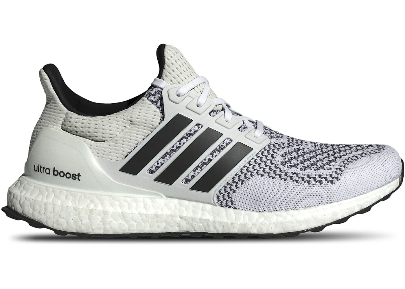 アディダス ウルトラ ブースト 白色 ホワイト コア 黒色 ブラック ウルトラブースト 1.0 スニーカー メンズ ADIDAS ULTRA BOOST WHITE CORE BLACK / CLOUD WHITE CORE BLACK CORE