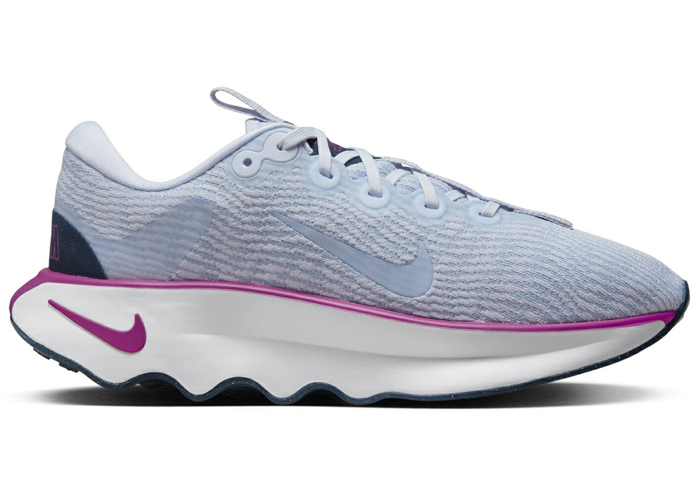 ナイキ 灰色 グレー 紺色 ネイビー WOMEN スニーカー レディース NIKE MOTIVA FOOTBALL GREY HOT FUCHSIA ARMORY NAVY (WOMEN) / FOOTBALL GREY HOT FUCHSIA ARMORY