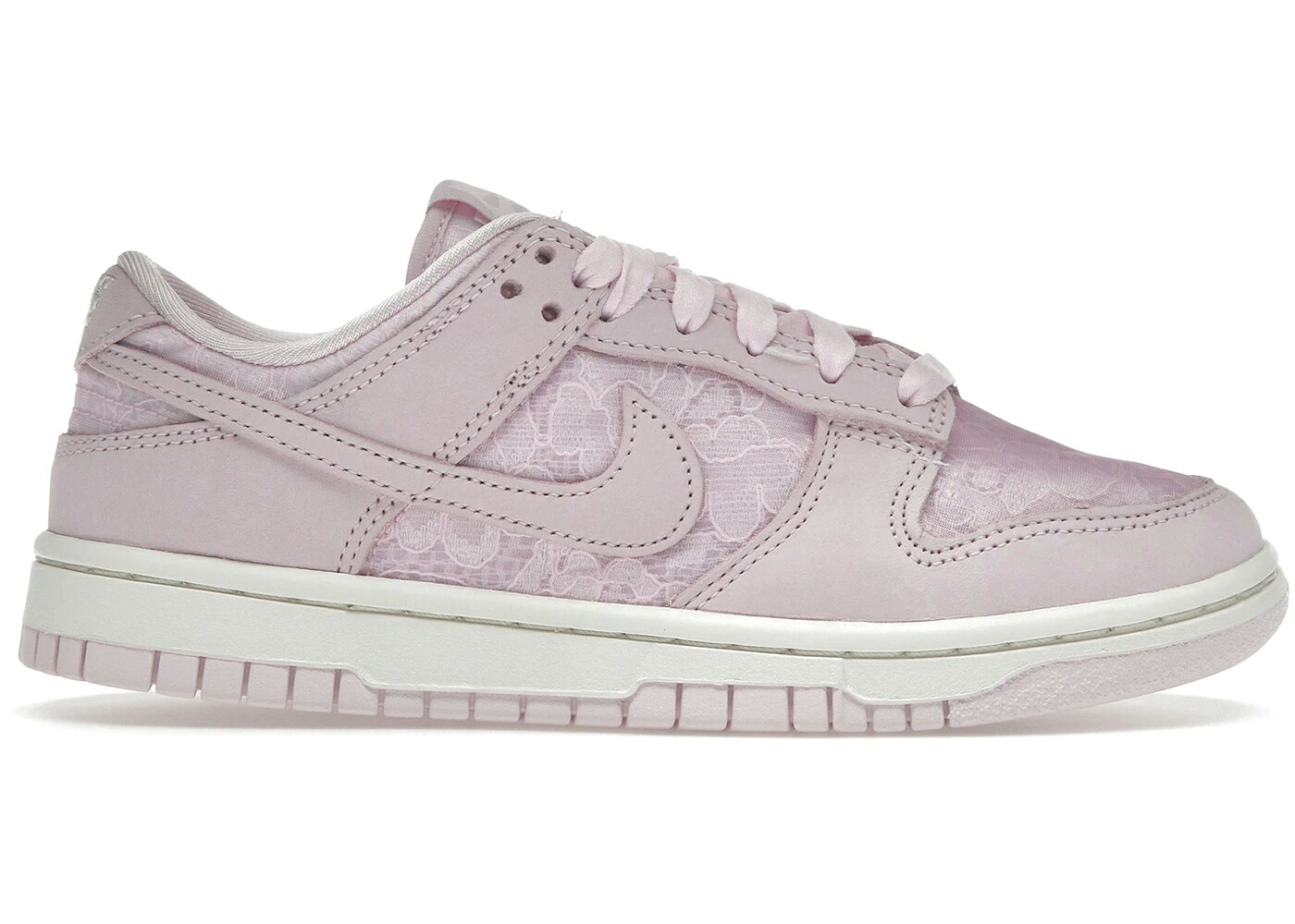 ナイキ ダンク サクラ色 パール ダンクロー WOMEN\u0027S スニーカー レディース NIKE DUNK LOW REGAL PINK (WOMEN\u0027S) / REGAL PINK PINK FOAM SOFT PEARL
