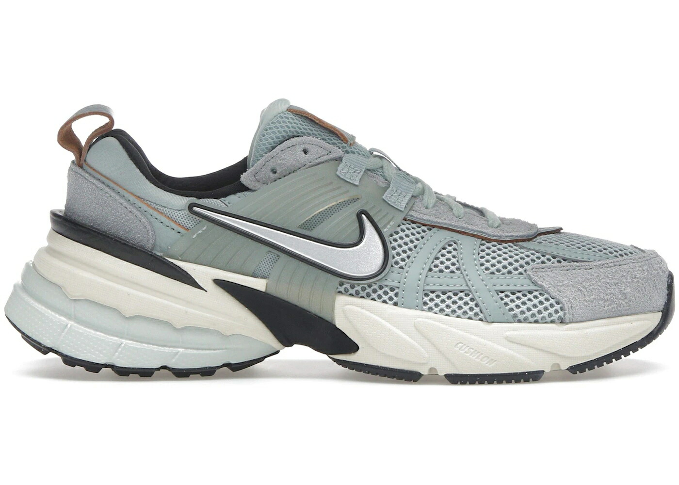 ナイキ 幽客 黒いこと 黒いこと WOMEN\u0027S スニーカー レディース NIKE V2K RUN LIGHT PUMIC BLACK CHROME (WOMEN\u0027S) / LIGHT PUMICE CHROME LIGHT
