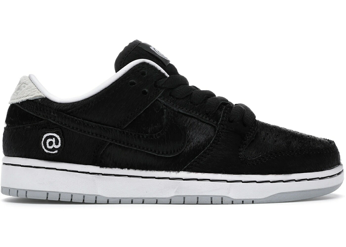 ナイキ エスビー ダンク 黒色 ブラック 白色 ホワイト ダンクロー ジュニア キッズ NIKE SB DUNK LOW MEDICOM TOY (2020) (PS) / BLACK VACHETTA TAN WHITE BLACK ベビー マタニティ スニーカー