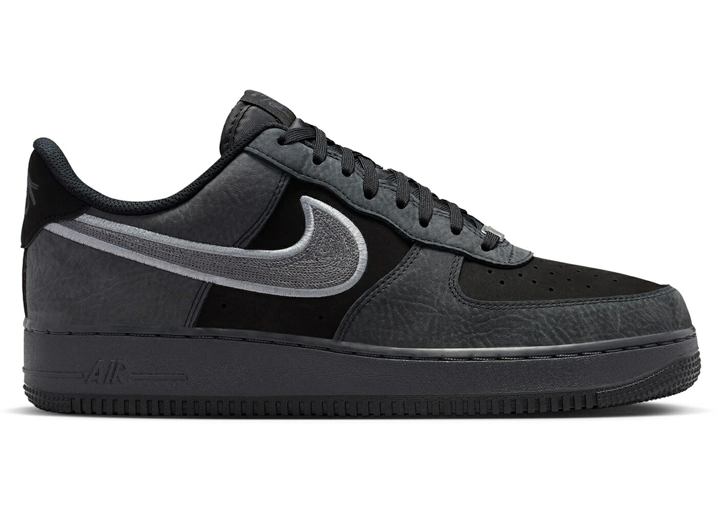 ナイキ 黒いこと 黒いこと 薄墨色 薄墨色 空軍 \u002707 スニーカー メンズ NIKE AIR FORCE 1 LOW LV8 BLACK SMOKE GREY / BLACK SMOKE GREY DARK SMOKE GREY