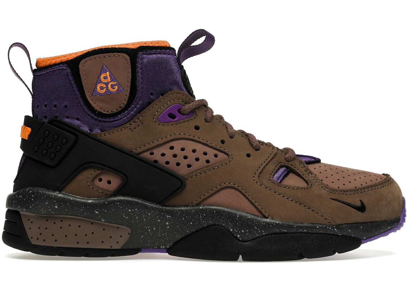 ナイキ 茶色 ブラウン スニーカー メンズ NIKE ACG AIR MOWABB OG TRAILS END BROWN (2021) / TRAIL END BROWN PITCH PRISM
