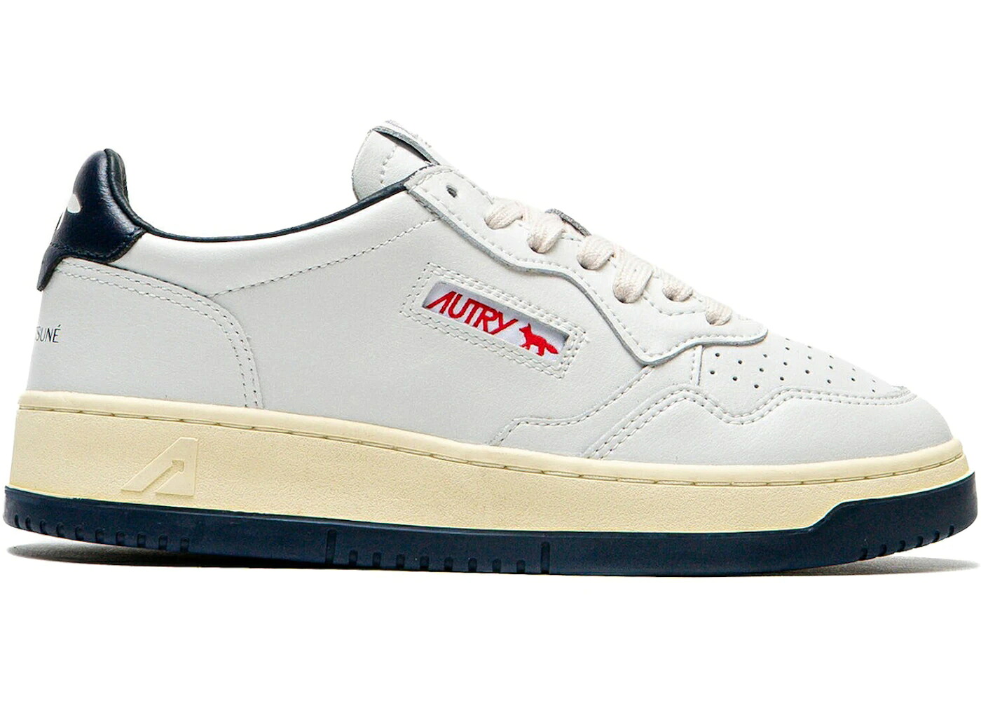 なめし革 白いこと 白いこと 紺色 米国海軍 WOMEN\u0027S スニーカー レディース AUTRY MEDALIST LEATHER LOW MAISON KITSUN WHITE NAVY (WOMEN\u0027S) / WHITE NAVY