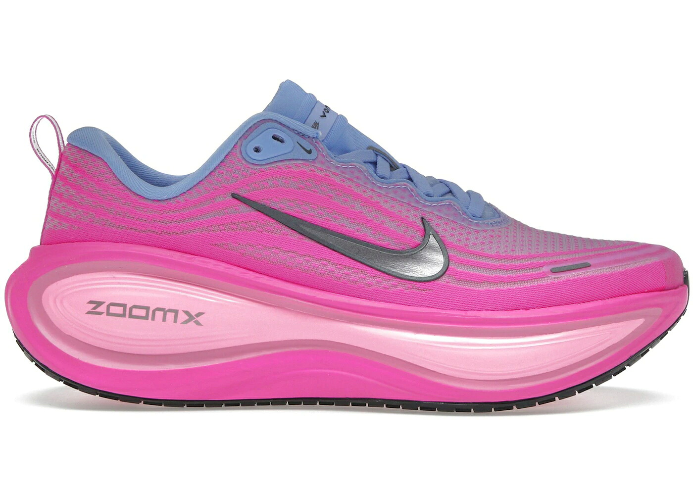 ナイキ たき火 サクラ色 しろがね色 しろがね色 WOMEN\u0027S スニーカー レディース NIKE VOMERO PLUS ROYAL PULSE FIRE PINK (WOMEN\u0027S) / ROYAL PULSE METALLIC SILVER FIRE