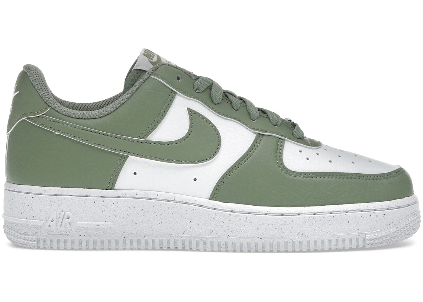 ナイキ 白いこと 白いこと 緑 緑であること 空軍 \u002707 WOMEN\u0027S スニーカー レディース NIKE AIR FORCE 1 LOW SE NEXT NATURE WHITE OIL GREEN (WOMEN\u0027S) / WHITE OIL GREEN