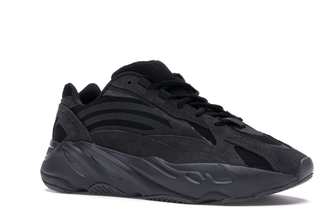 yeezy boost 700 v2 vanta black