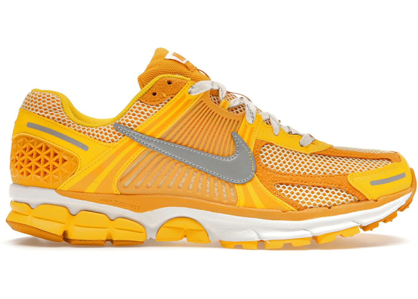 ナイキ 望遠レンズ 黄味がかった 黄色 ストライク しろがね色 しろがね色 スニーカー メンズ NIKE ZOOM VOMERO 5 YELLOW OCHRE / YELLOW STRIKE METALLIC SILVER
