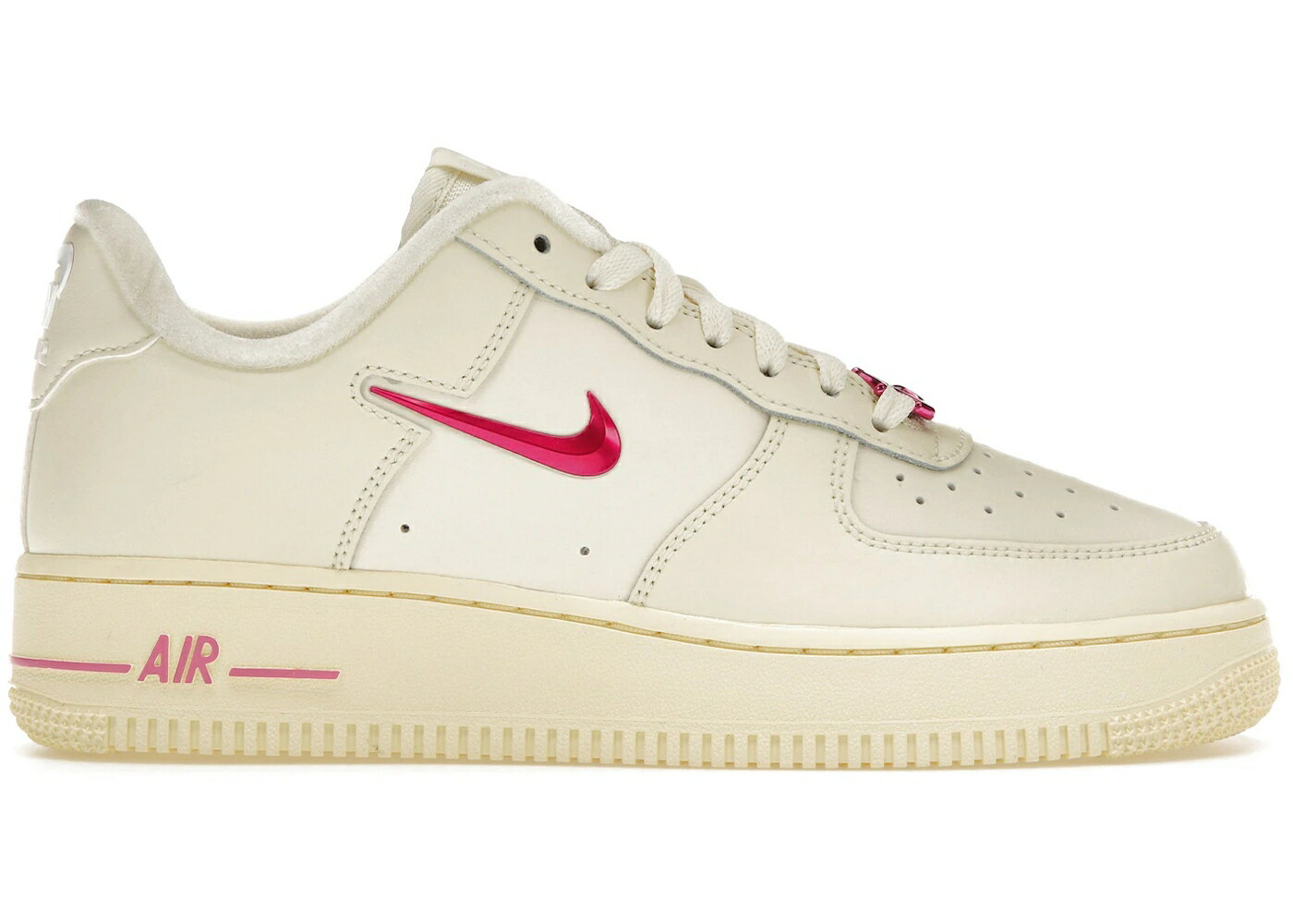 ナイキ ダンス ピンク エアフォース '07 WOMEN'S スニーカー レディース NIKE AIR FORCE 1 LOW SE DANCE PLAYFUL PINK (WOMEN'S) / COCONUT MILK PLAYFUL PINK
