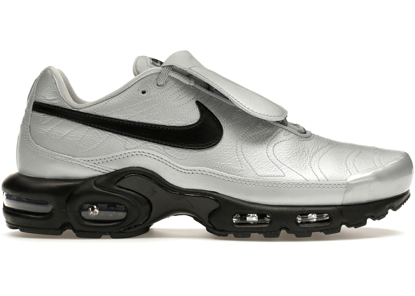 ナイキ マックス ティエンポ 灰色 グレー 黒色 ブラック 銀色 シルバー エアマックスプラス スニーカー メンズ NIKE AIR MAX PLUS TIEMPO WOLF GREY BLACK / WOLF GREY BLACK LLIC SILVER