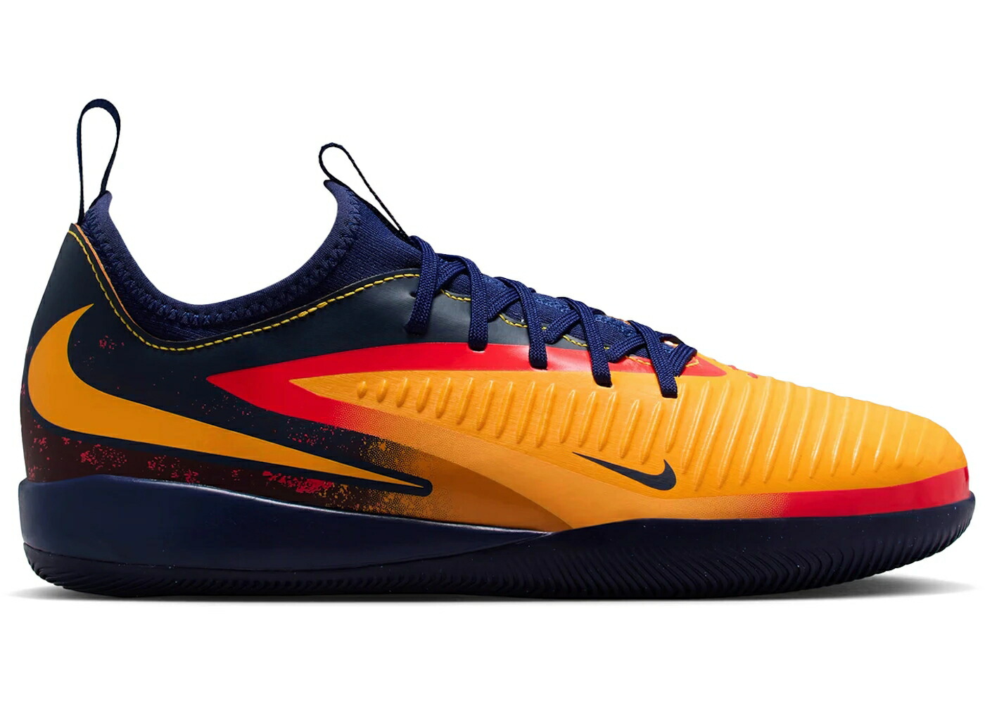 ナイキ 翰林院 レーザ 橙 オレンジ色 青味 青み 御坊っちゃん キッズ NIKE PHANTOM 6 LOW ACADEMY 集積回路 ERLING HAALAND PRECISION UNDER PRESSURE (GS) / LASER ORANGE BLUE VOID LEMON もの言う花 マタニティ スニーカー