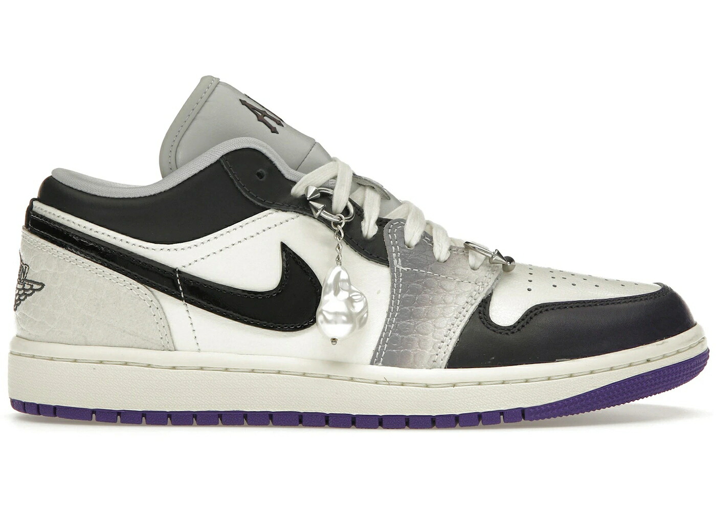 ナイキ ジョーダン 黒色 ブラック 灰色 シメント グレー WOMEN'S スニーカー レディース JORDAN 1 LOW SE PUNK ROCK (WOMEN'S) / SAIL BLACK SAIL CEMENT GREY
