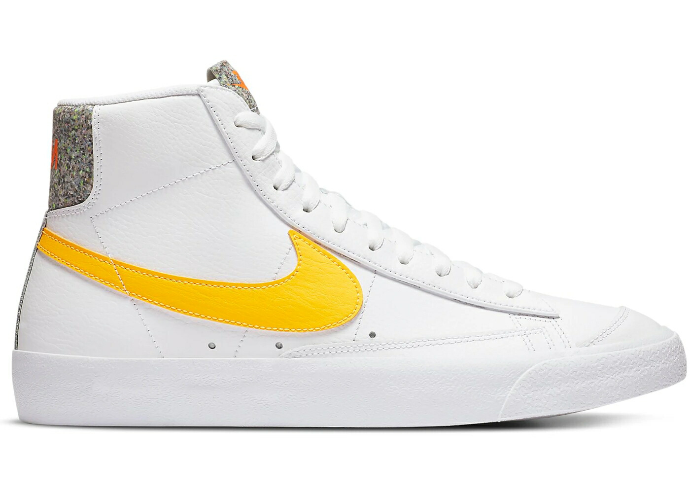 ナイキ ブレイザー ミッド 白色 ホワイト ゴールド スニーカー メンズ NIKE BLAZER MID 77 GRIND WHITE UNIVERSITY GOLD / WHITE UNIVERSITY GOLD|スニケス