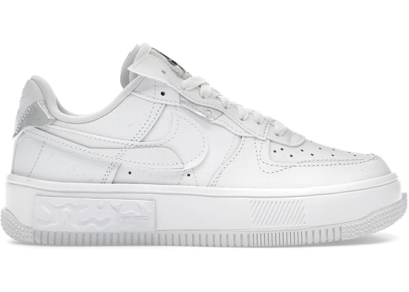 ナイキ 白色 ホワイト エアフォース WOMEN スニーカー レディース NIKE AIR FORCE 1 LOW FONTANKA TRIPLE WHITE (WOMEN) / WHITE WHITE WHITE WHITE