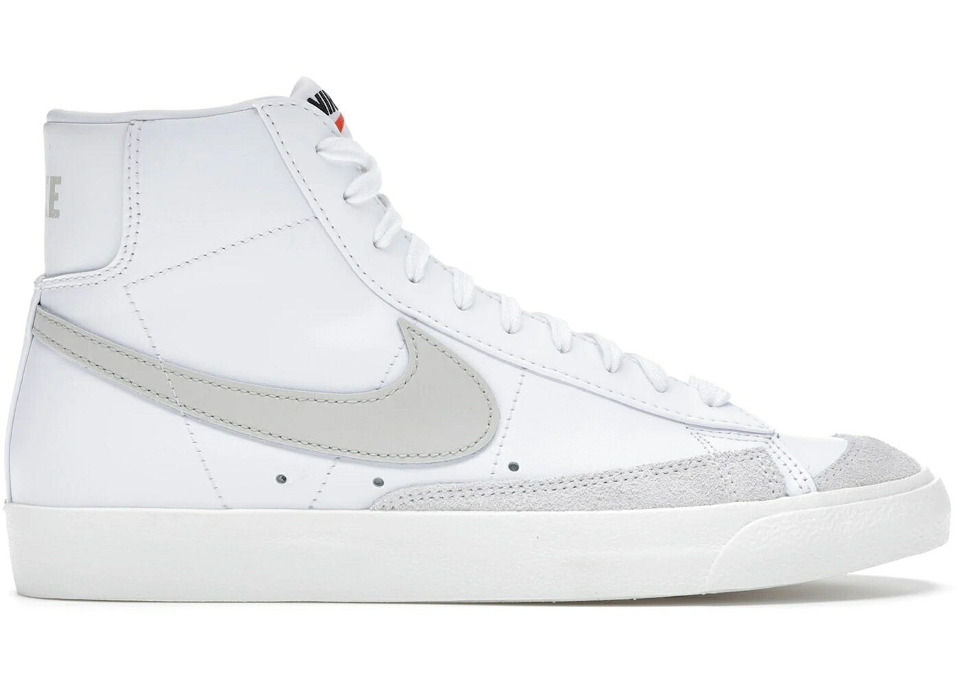 ナイキ ブレイザー ミッド ビンテージ ヴィンテージ 白色 ホワイト '77 スニーカー メンズ NIKE BLAZER MID VINTAGE WHITE / WHITE SAIL LIGHT BONE