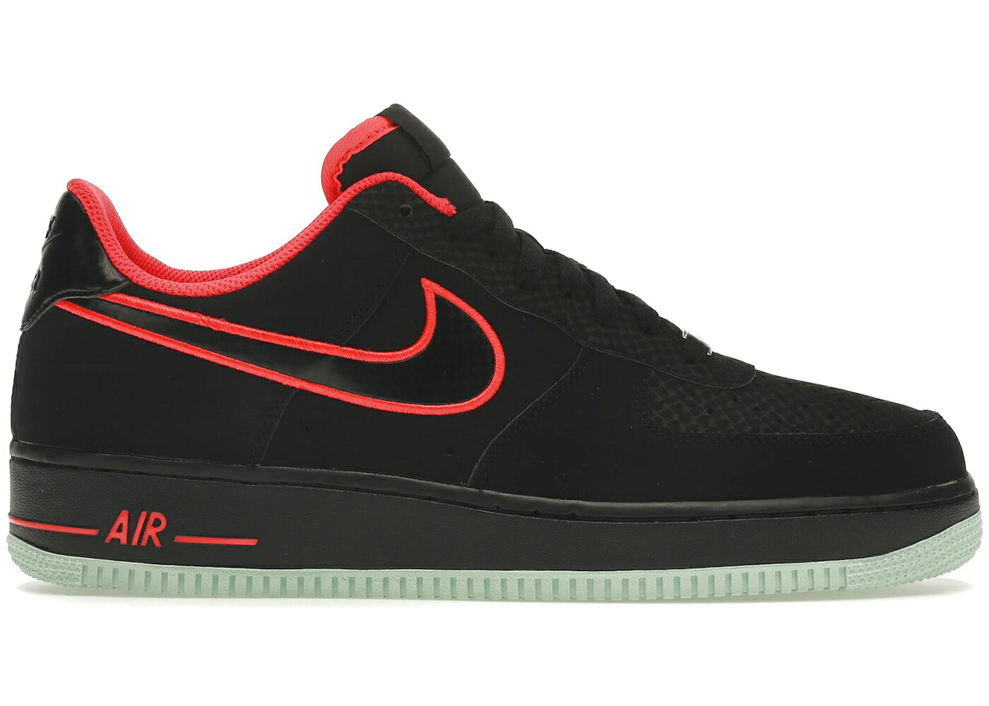 ナイキ 黒色 ブラック レーザー クリムゾン エアフォース スニーカー メンズ NIKE AIR FORCE 1 LOW YEEZY / BLACK BLACK LASER CRIMSON ARCTIC｜スニケス