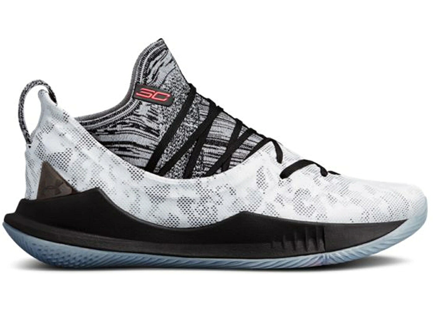 カリー 白色 ホワイト 黒色 ブラック アンダーアーマー スニーカー メンズ UNDER ARMOUR UNDER ARMOUR CURRY 5 CHEF / WHITE BLACK 78,155円
