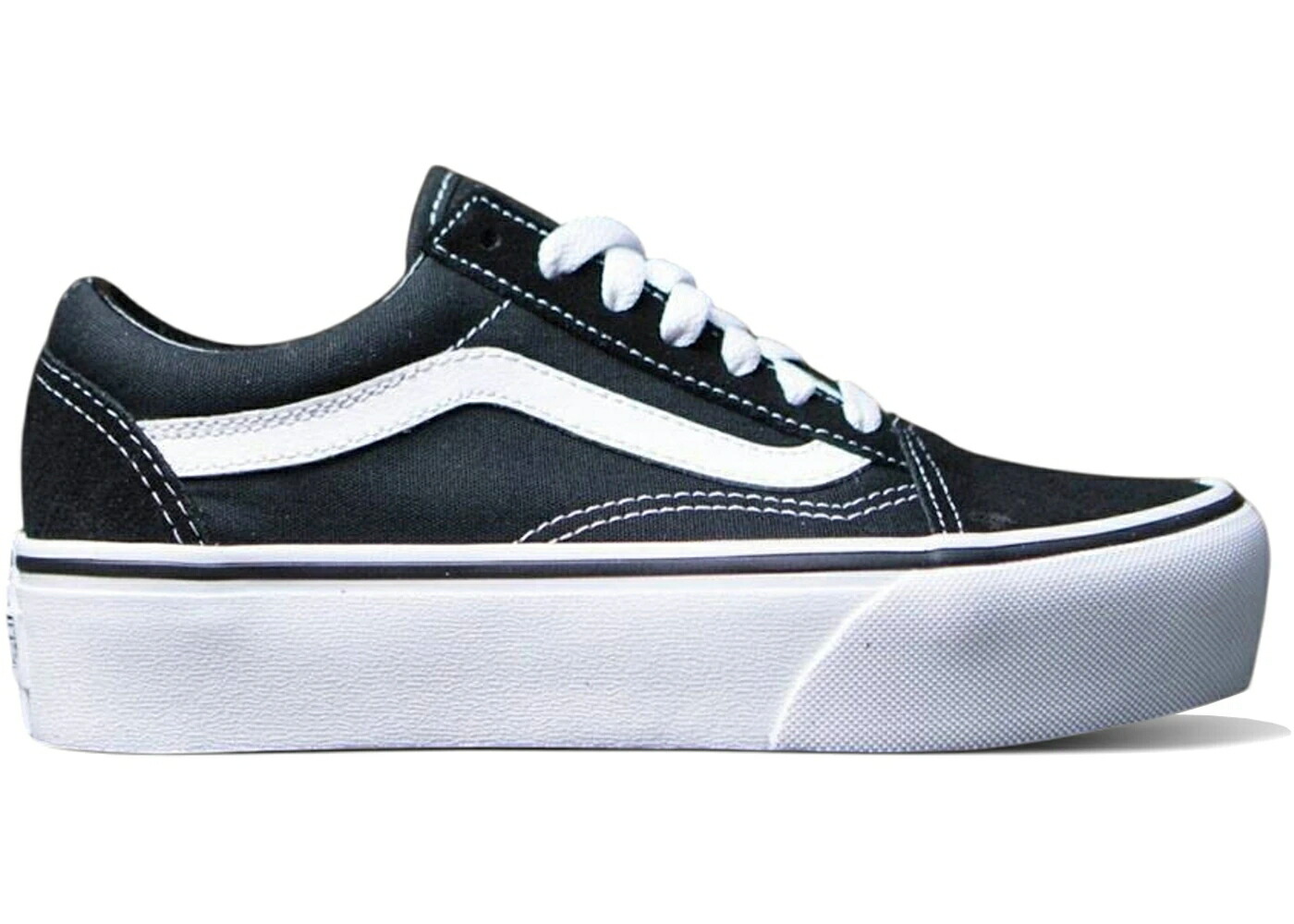ヴァンズ バンズ 黒色 ブラック 白色 ホワイト オールドスクール WOMEN'S スニーカー レディース VANS OLD SKOOL PLATFORM BLACK WHITE (WOMEN'S) / BLACK WHITE｜スニケス