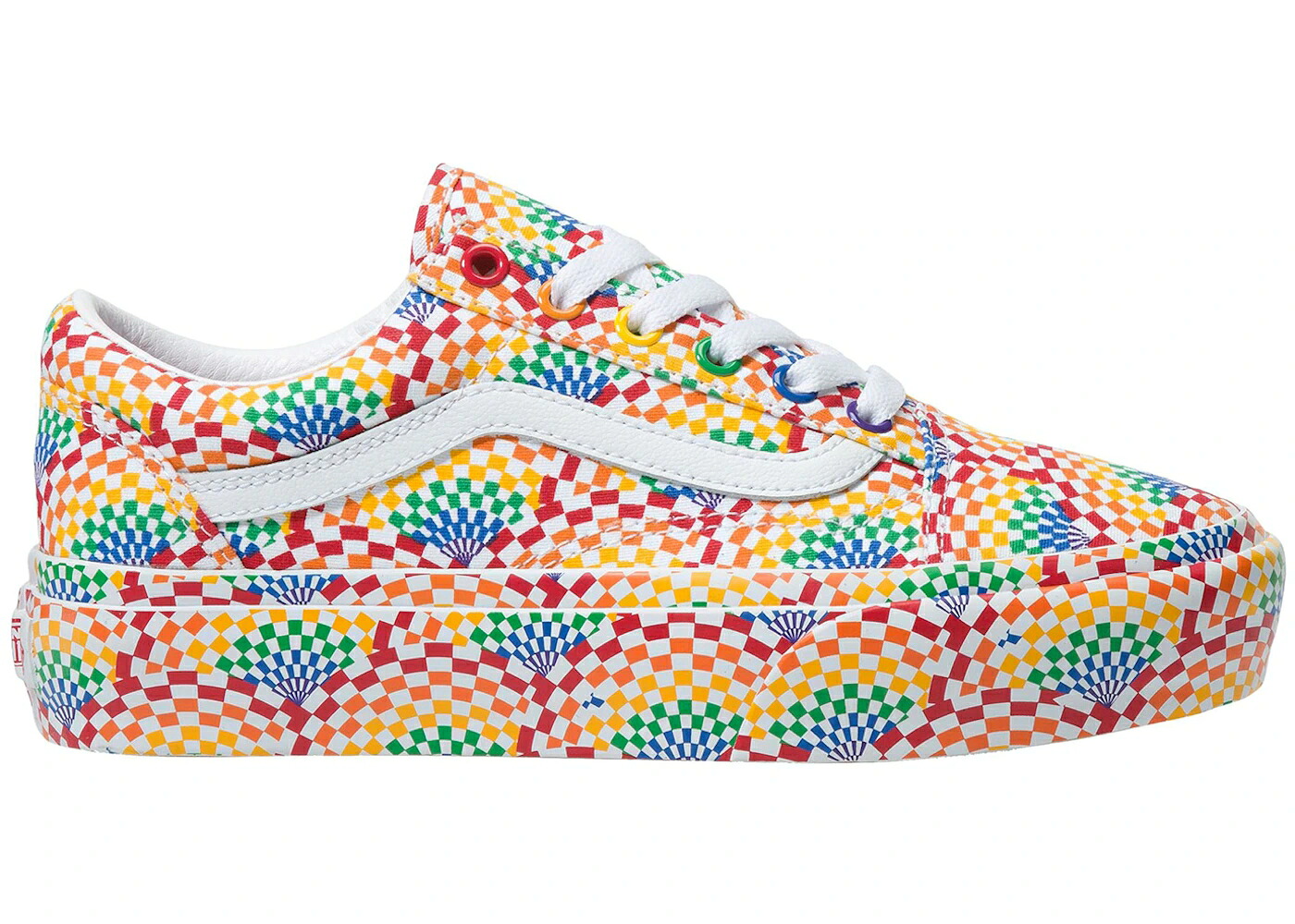 ヴァンズ バンズ 白色 ホワイト オールドスクール スニーカー ユニセックス VANS OLD SKOOL PLATFORM PRIDE (2021) / MULTI TRUE WHITE メンズ｜スニケス