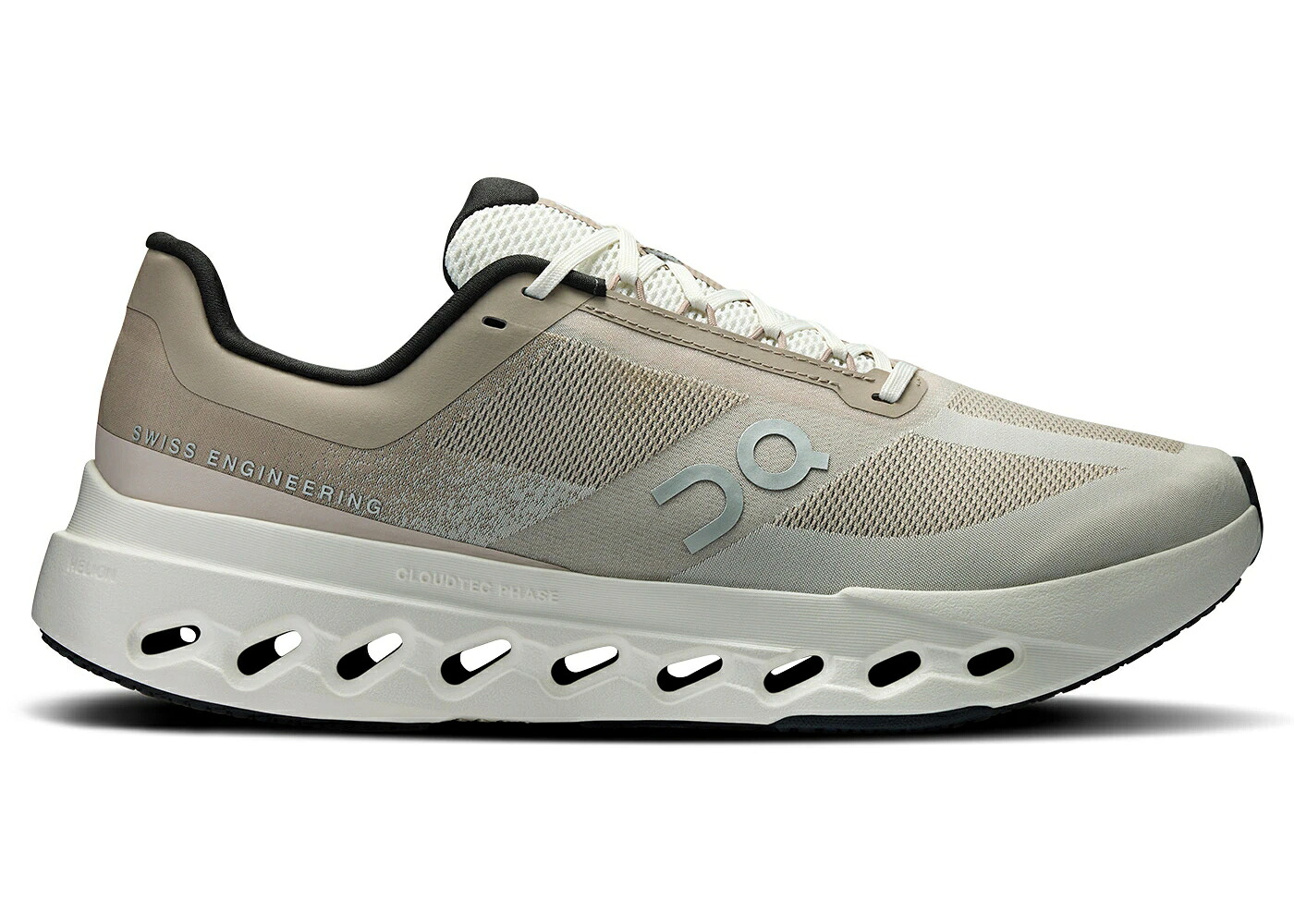 オン アイボリー スニーカー メンズ ON RUNNING CLOUDSURFER NEXT FOG IVORY / FOG IVORY|スニケス