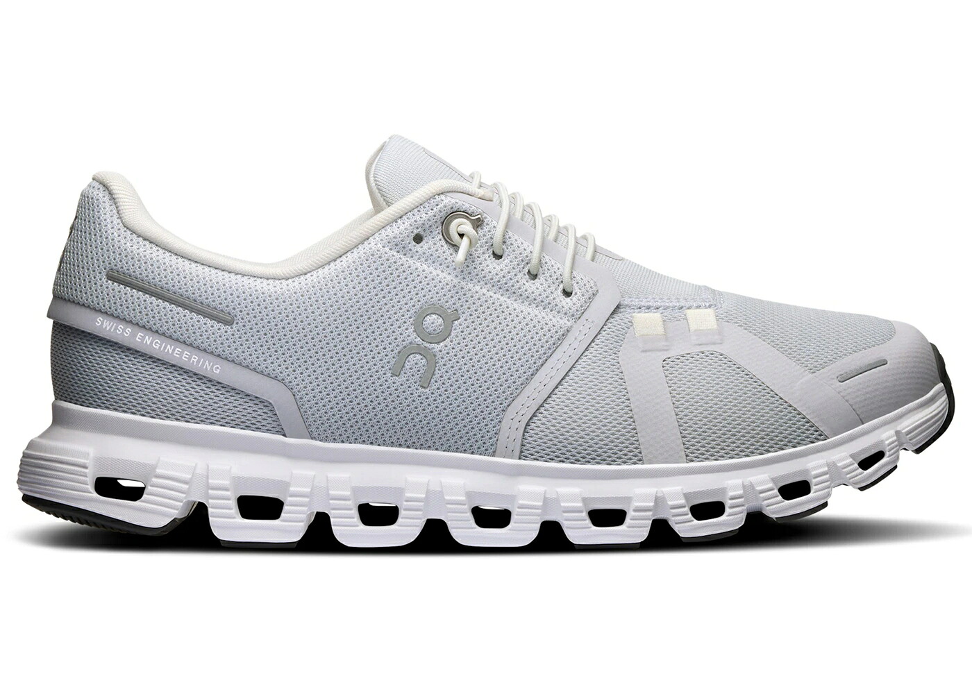オン 白色 ホワイト WOMEN'S スニーカー レディース ON RUNNING CLOUD 6 GLACIER WHITE (WOMEN'S) / GLACIER WHITE