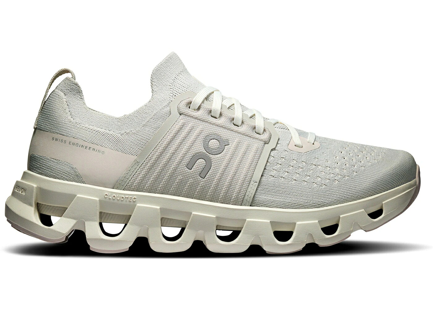 オン 砂色 真砂 WOMEN\u0027S スニーカー レディース ON RUNNING CLOUDSWIFT 4 WOLF SAND (WOMEN\u0027S) / WOLF SAND
