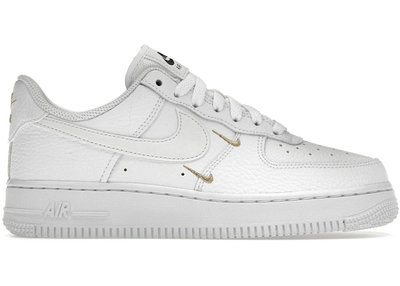 ナイキ 白色 ホワイト ゴールド 黒色 ブラック エアフォース WOMEN'S スニーカー レディース NIKE AIR FORCE 1 LOW 07 ESSENTIAL WHITE METALLIC GOLD (WOMEN'S) / WHITE METALLIC GOLD BLACK WHITE 56,580円