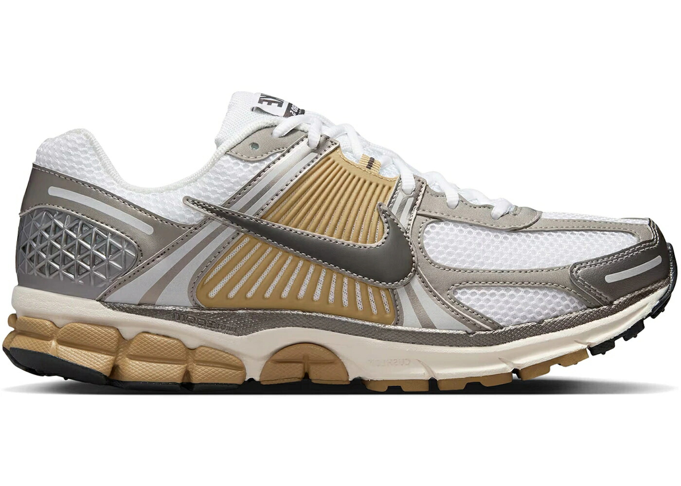 ナイキ 望遠レンズ ベージュ スニーカー メンズ NIKE ZOOM VOMERO 5 METALLIC PEWTER / METALLIC PEWTER PARACHUTE BEIGE