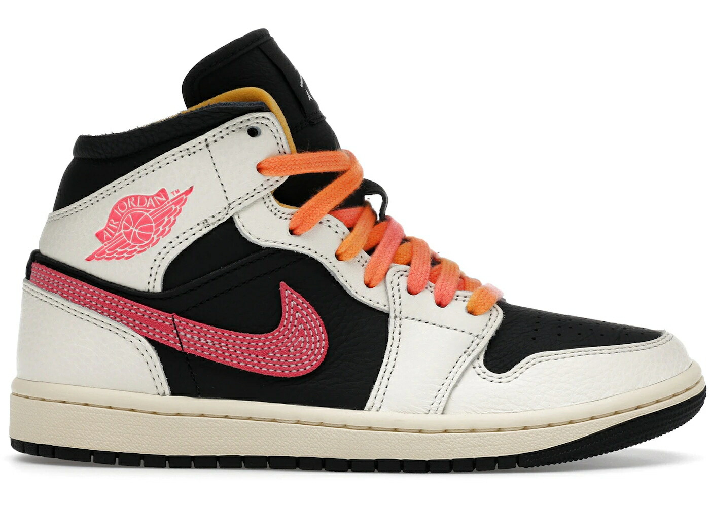 ナイキ ジョーダン ミッド フライト クラブ アイボリー 黒色 ブラック WOMEN スニーカー レディース JORDAN 1 MID SE EDGE FLIGHT CLUB (WOMEN) / PALE IVORY BLACK MUSLIN RACER
