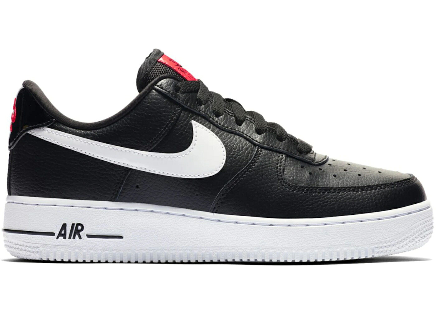 ナイキ 黒色 ブラック 白色 ホワイト エアフォース WOMEN'S スニーカー レディース NIKE AIR FORCE 1 LOW SE BLACK (WOMEN'S) / BLACK WHITE